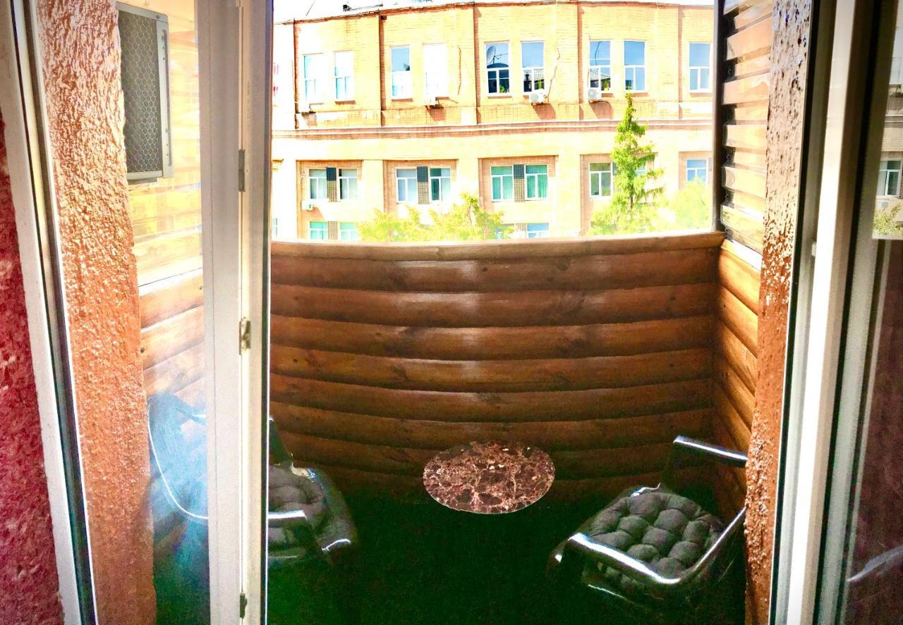 One-Bedroom Apartment on Gagarina Charkov Buitenkant foto